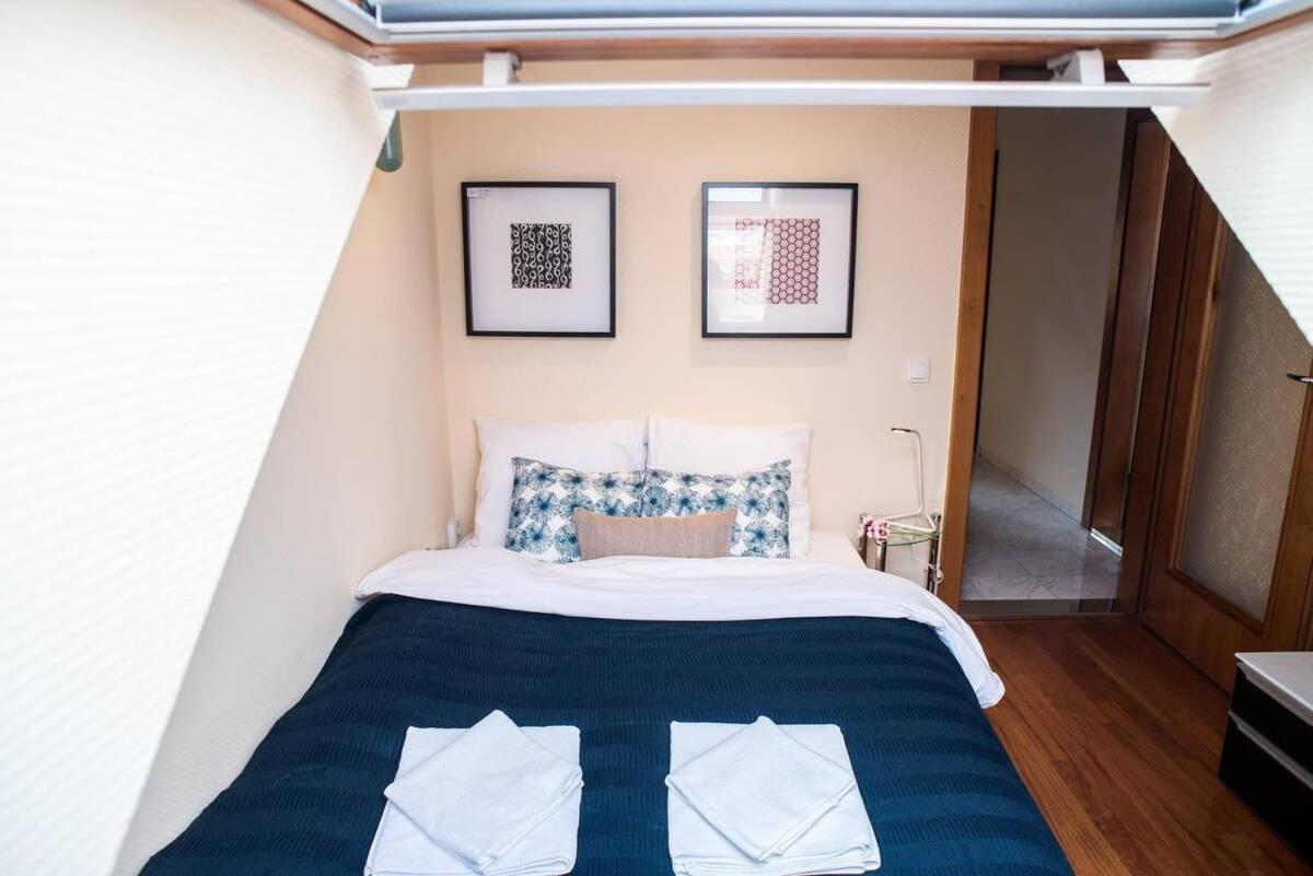 4-room With Aircon And Balcony Free Parking Apartment *